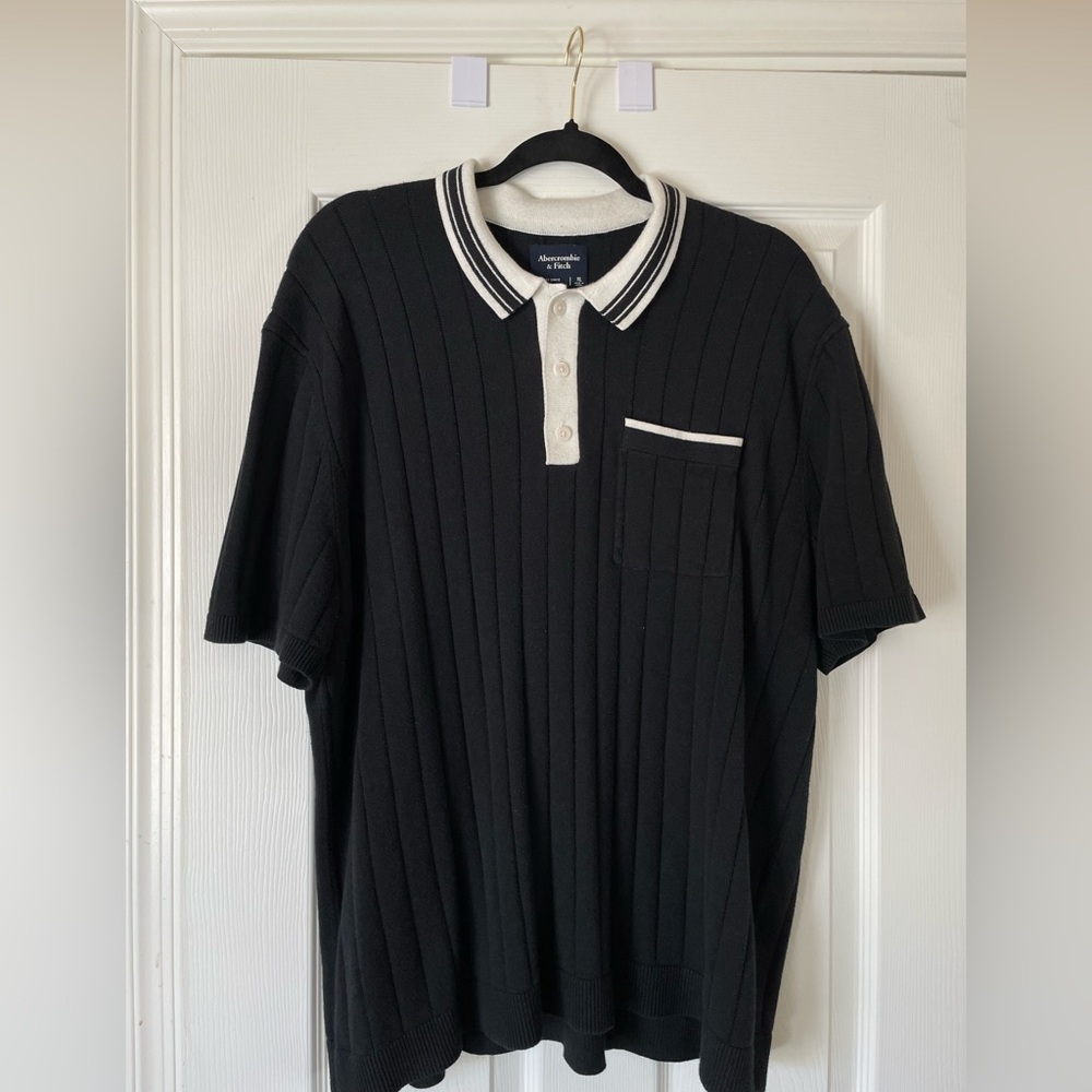 Abercrombie & Fitch Men's Black Polo Shirt